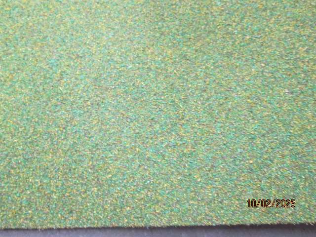 HO SCALE - LARGE SHEET GREEN SCENERY MATERIAL