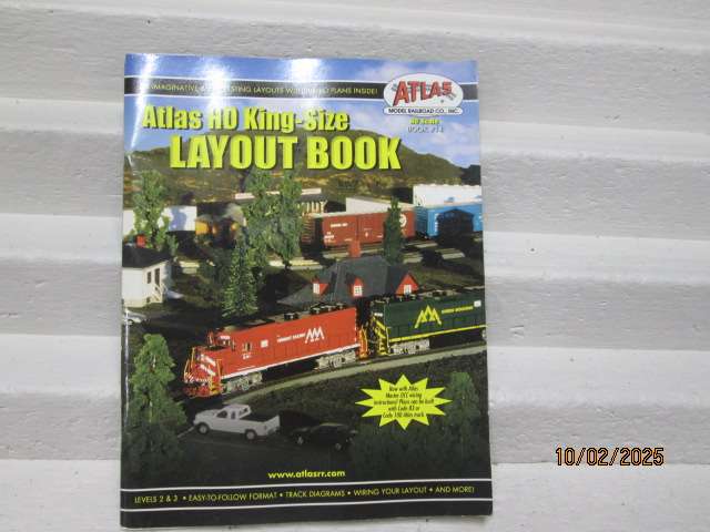 HO SCALE - ATLAS - LAYOUT BOOK -