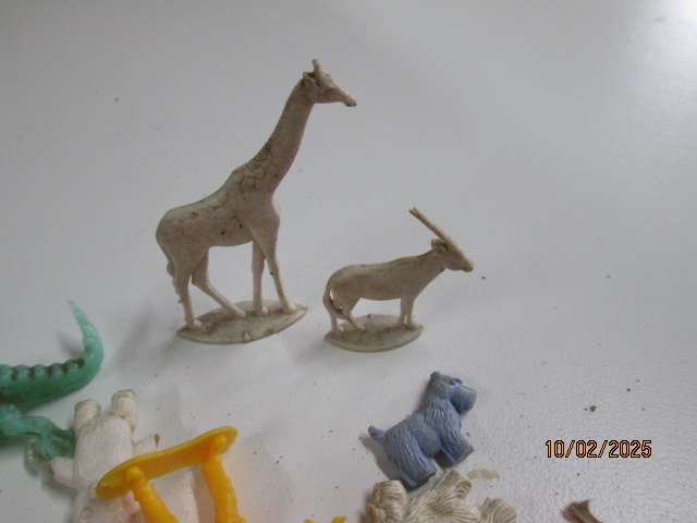 VARIOUS PLASTIC TOYS