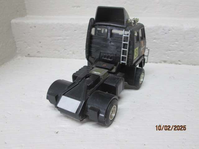 SLOT CAR - 1:32 SCALE - HORNBY - SILKOLENE TRUCK