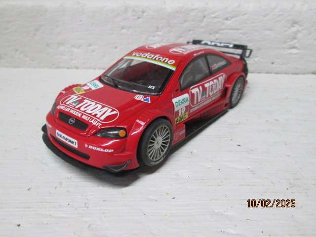 SLOT CAR - 1:32 SCALE - SCX - OPEL ASTRA V8 COUPE