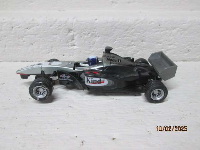 SLOT CAR - 1:32 SCALE - JADA TOYS  McCLAREN F1