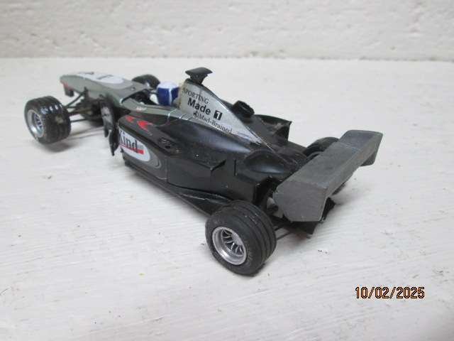 SLOT CAR - 1:32 SCALE - JADA TOYS  McCLAREN F1