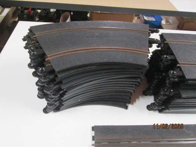 SLOT CARS - 1:32 SCALE - HORNBY / SCX TRACK & EQUIPMENT - LARGE AMOUNT