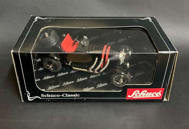 Schuco Studio V Mercedes Benz