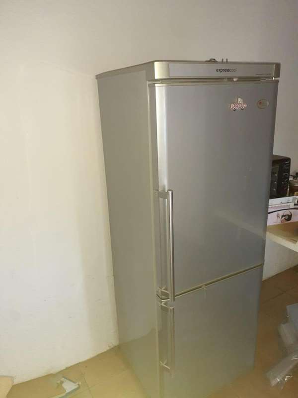 Express Cool GR329 BL Fridge