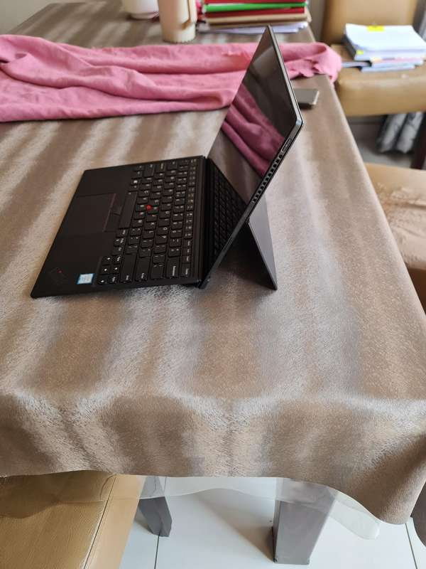 LENOVO THINKPAD X1 TABLET/LAPTOP - CORE i7 8Th Gen - 16Gb - 256Gb - 14" FULL TOUCH SCREEN-DETACHABLE