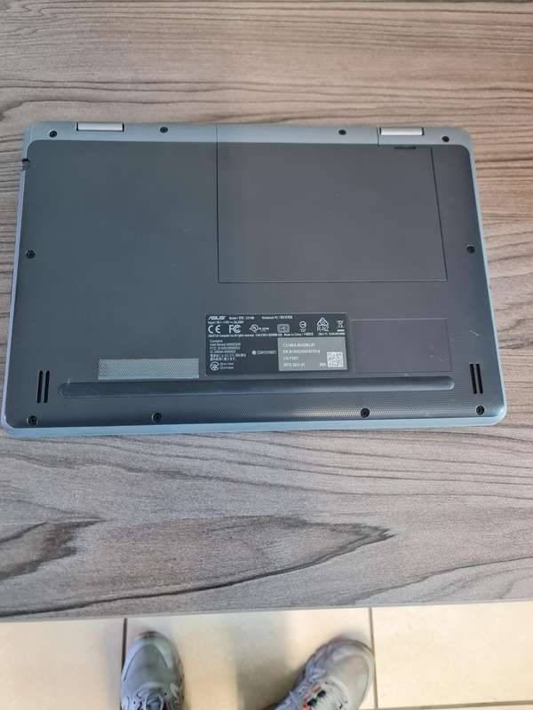 ASUS C214M FLIP CHROME BOOK - CELERON N4020 - 4GB - 32GB STORAGE - 11.6 INCH TOUCH SCREEN