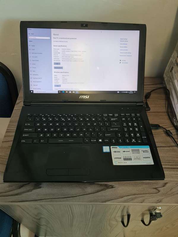 MSI CX627QL LAPTOP - CORE i7 7TH GEN - 4GB - 500GB - 15.6 INCH-NVIDIA 940 2GB GRAPHICS - PLEASE READ