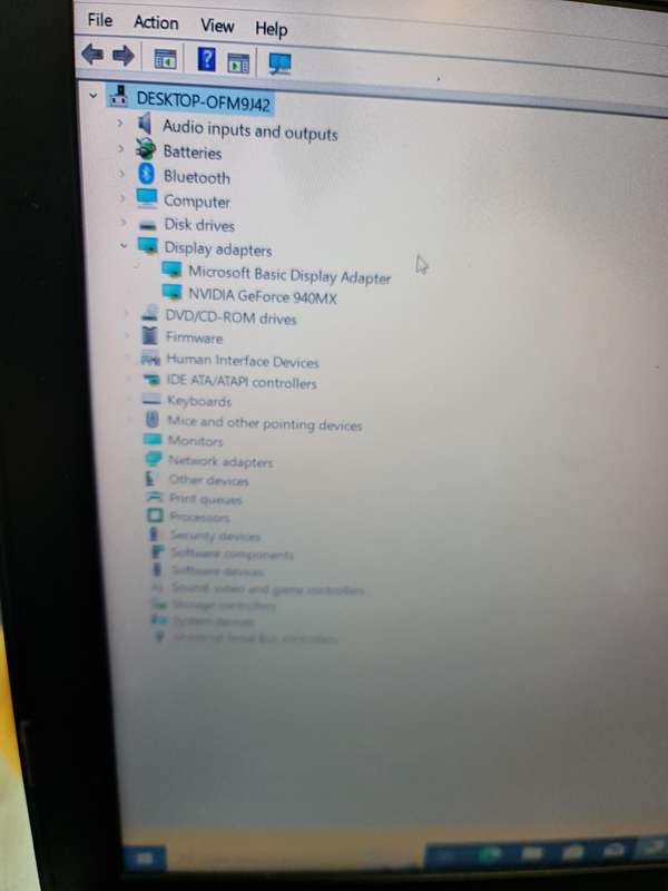 MSI CX627QL LAPTOP - CORE i7 7TH GEN - 4GB - 500GB - 15.6 INCH-NVIDIA 940 2GB GRAPHICS - PLEASE READ