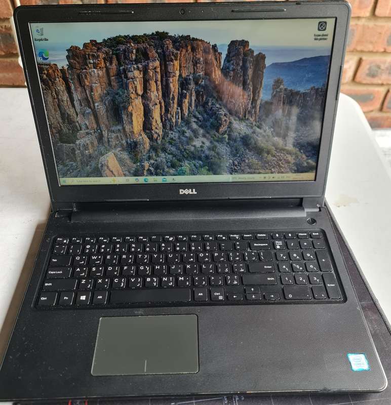 DELL INSPIRON 15-3567 - CORE i5 7TH GEN - 8GB - 256GB - RADEON AMD M330 2GB DEDICATED GRAPHICE, 15.6