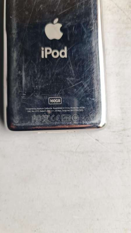 APPLE iPOD 7TH GEN - LATE 2008 - 160GB