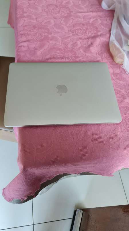 MACBOOK PRO 13 - 2017 MODEL - 8GB -128GB - FULL WORKING CONDITION