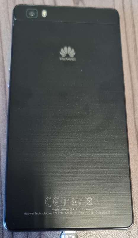 HUAWEI P8 LITE - PLEASE READ