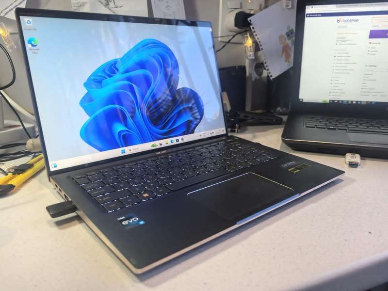 ACER SWIFT SF14 - CORE i7 - 13700H - 16GB - 1TB NVME SSD - 14" WUXGA TOUCH IPS LED SCREEN-WIN 11 PRO