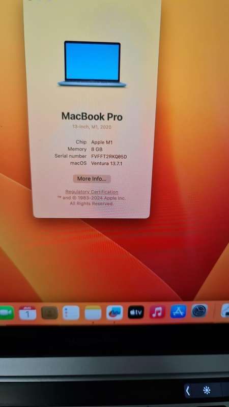 MACBOOK PRO M1 - TOUCHBAR - 2020 MODEL -  M1 CHIP - 8GB - 256GB - CYCLE COUNT 404 - 13 INCH SCREEN