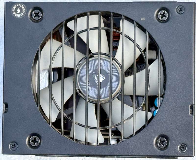 Corsair CP-9020186 SF750 750W 80 Plus Platinum Certified Fully Modular SFX Desktop Power Supply