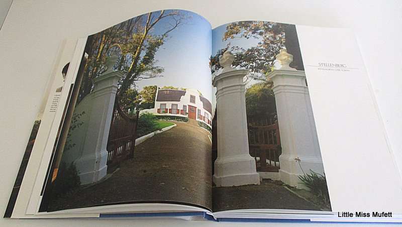 COLONIAL HOUSES OF SOUTH AFRICA IN BOX COVER by GRAHAM VINEY AND ALAIN PROUST