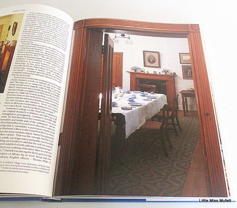 COLONIAL HOUSES OF SOUTH AFRICA IN BOX COVER by GRAHAM VINEY AND ALAIN PROUST