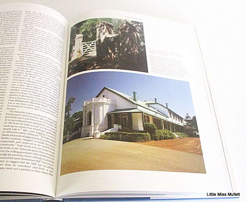 COLONIAL HOUSES OF SOUTH AFRICA IN BOX COVER by GRAHAM VINEY AND ALAIN PROUST