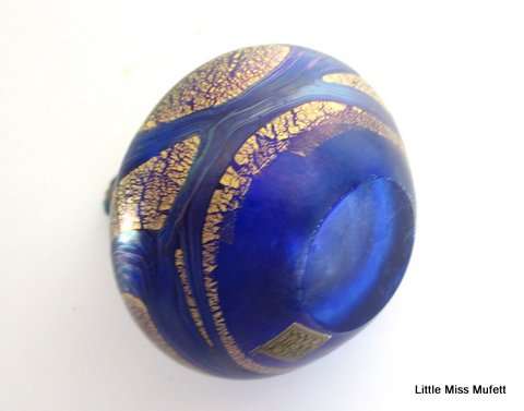 An Isle of Wight Golden Peacock Royale perfume bottle--Perfect