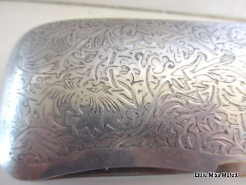 A VINTAGE SPECTACLE HOLDER CASE--ALUMINIUM