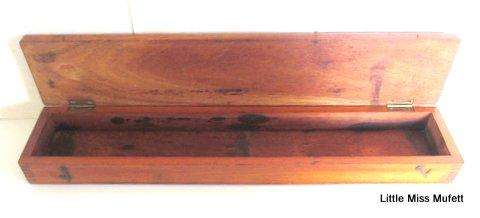 A Well made toolbox with 3 measuring tools