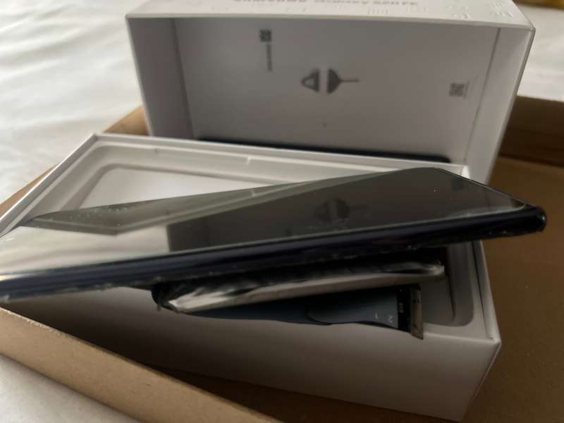 Samsung Galaxy S20 FE 5G (Cloud Navy, 8GB RAM, 128GB Storage) (Please please read)