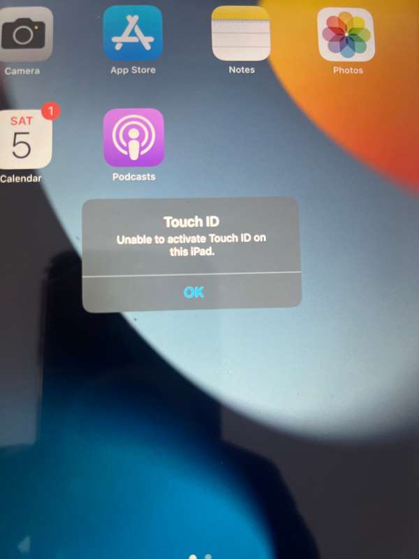 128GB Apple iPad 5th Gen