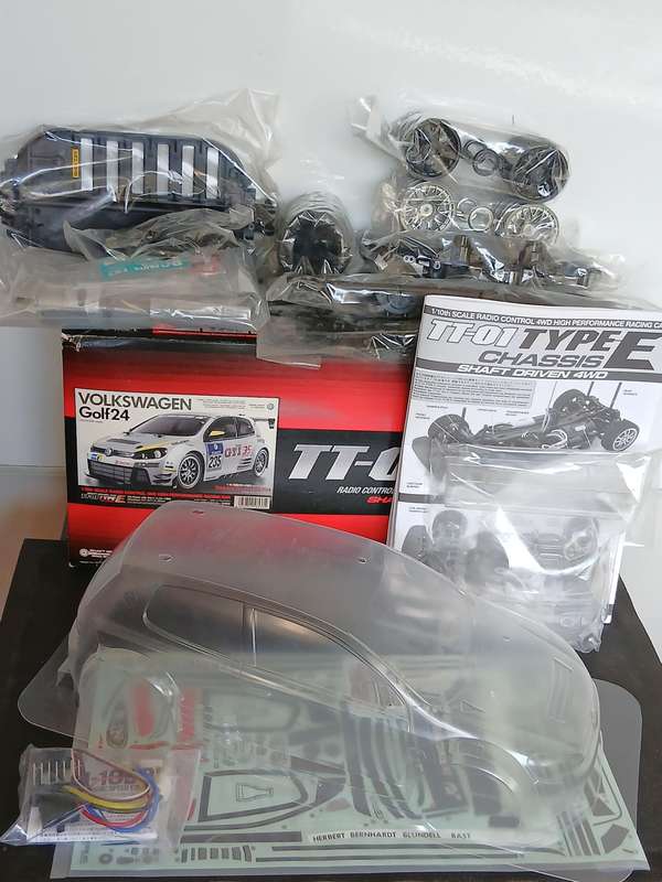 Tamiya R/C Volkswagen Golf (TT-01) (NB! Kit needs to be assembled) 1/10 Scale