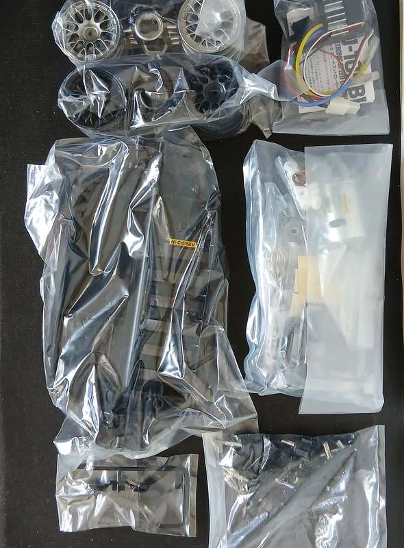Tamiya R/C Volkswagen Golf (TT-01) (NB! Kit needs to be assembled) 1/10 Scale