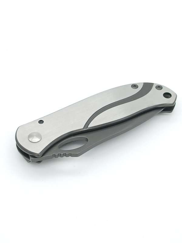 CRKT Pazoda folding lock blade