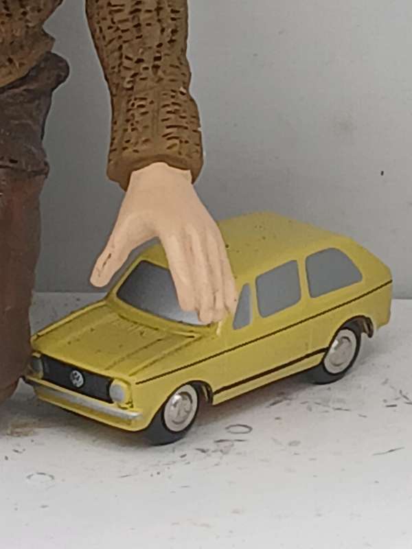 SCHUCO Piccolo 2003 Boy with VW Golf I limited to only 1,000 pieces