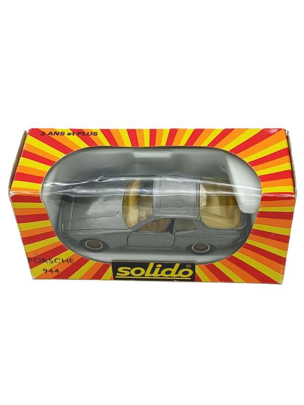Solido Porsche 944 1/43