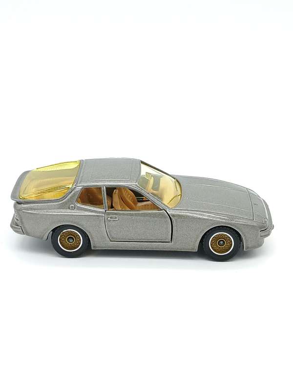 Solido Porsche 944 1/43