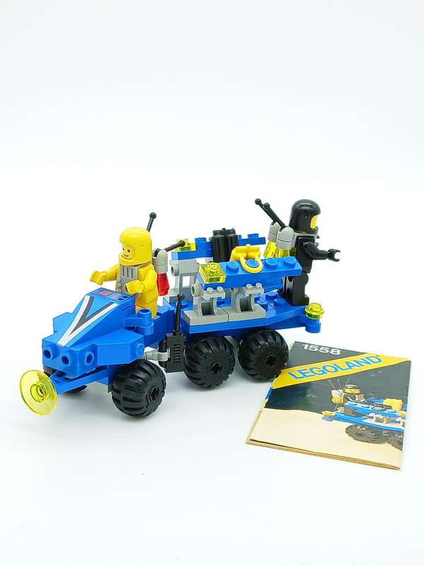 Vintage Lego Space Mobile Command Trailer No.1558 (1986)