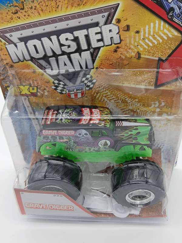 Hot Wheels Grave Digger 2013 Monster Jam