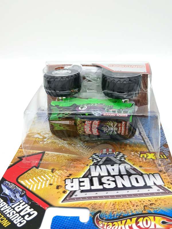 Hot Wheels Grave Digger 2013 Monster Jam