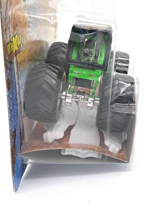 Hot Wheels Grave Digger 2013 Monster Jam