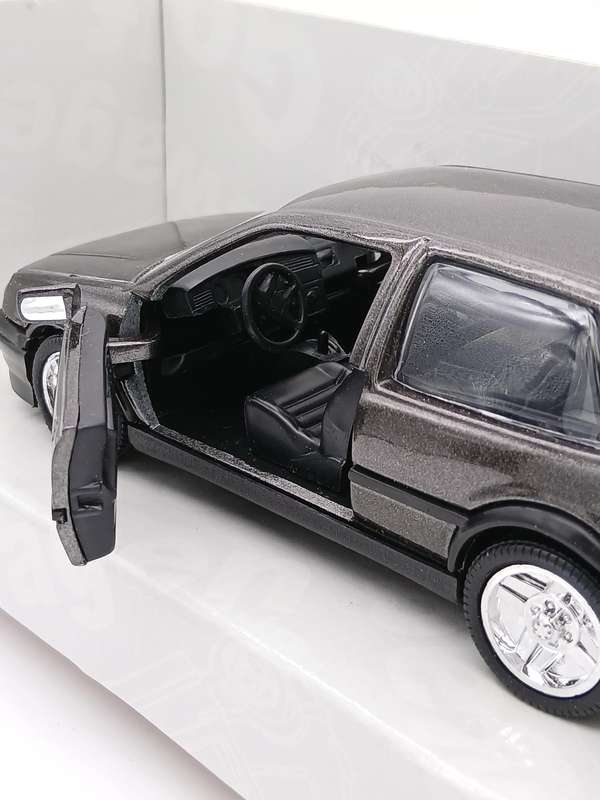 Sunnyside VW Volkswagen Golf Mk3 SS7713  1/24