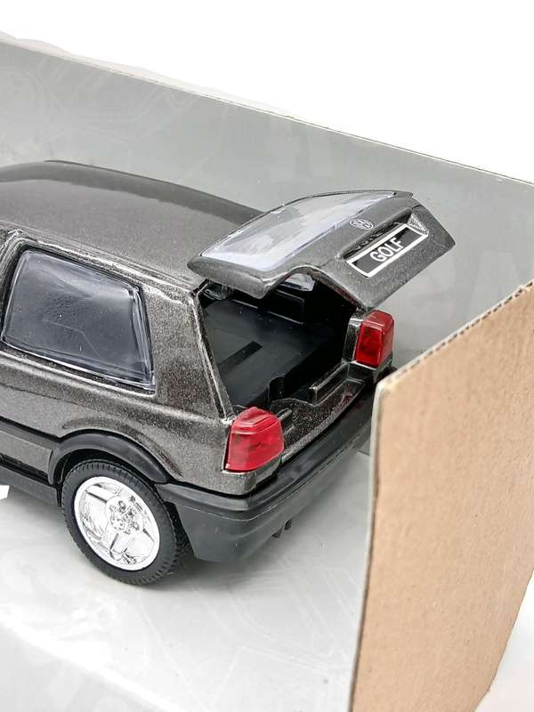 Sunnyside VW Volkswagen Golf Mk3 SS7713  1/24