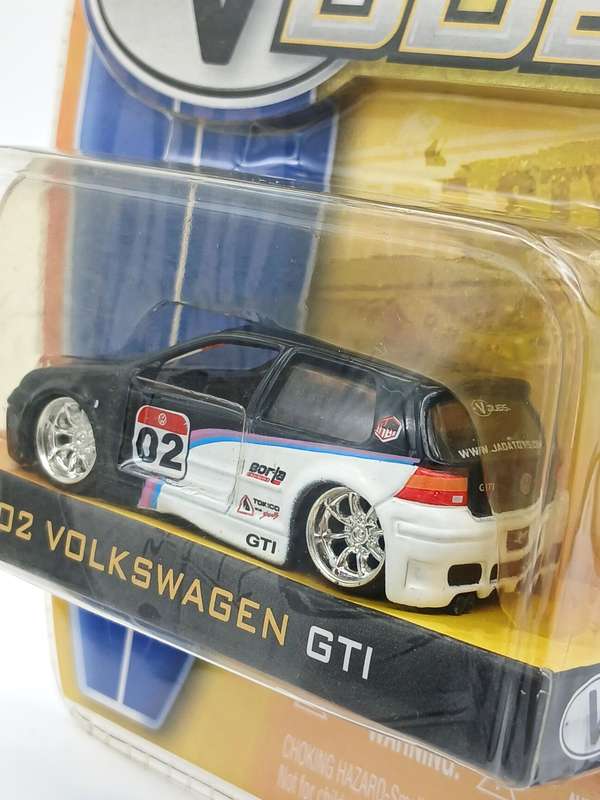 Jada Toys VDUBS 2002 Volkswagen VW Golf GTI (2007)