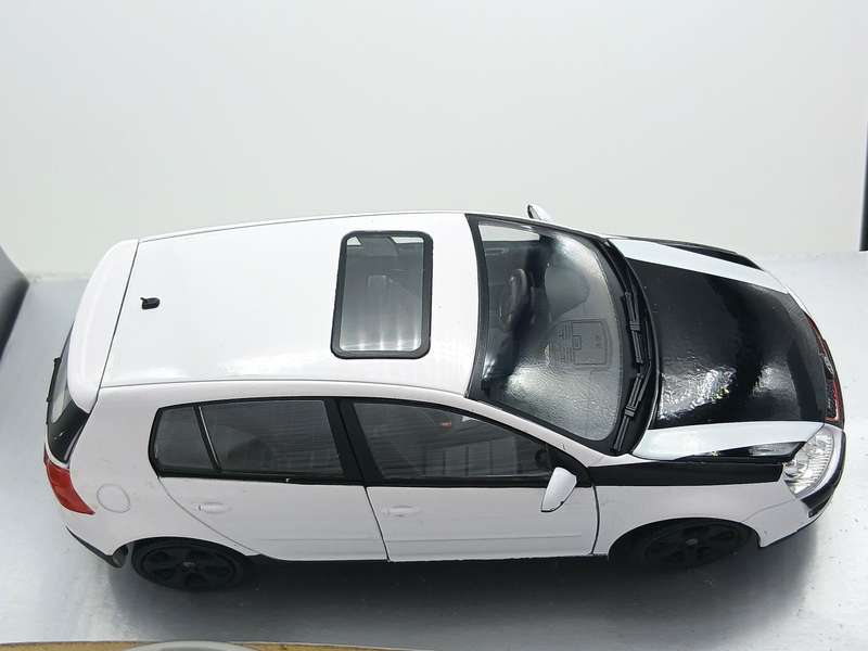 Schuco Volkswagen VW Golf GTI Mk V