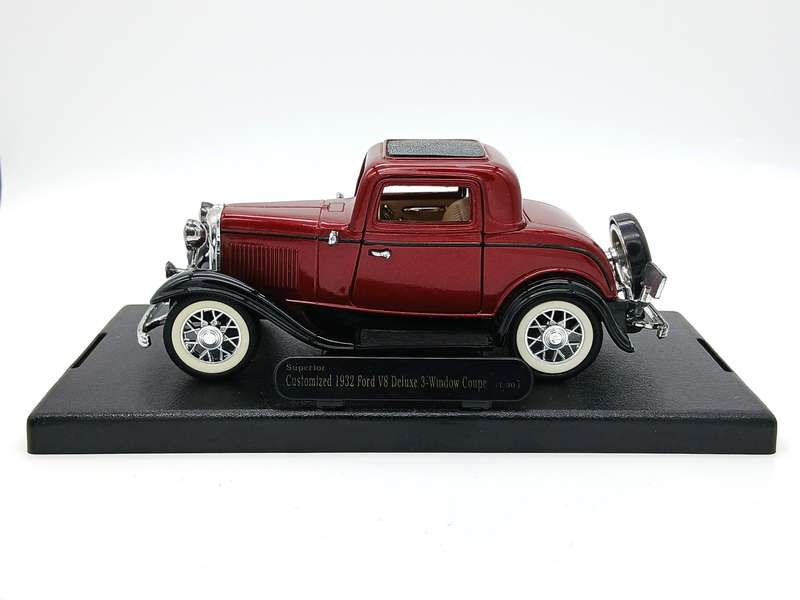 Superior Models 1932 Customized Ford V8 Coupe - Deep Red 1/30 Scale
