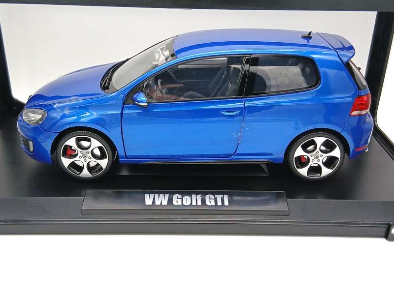 Norev Volkswagen VW Golf GTI Mk6 2009 1/18