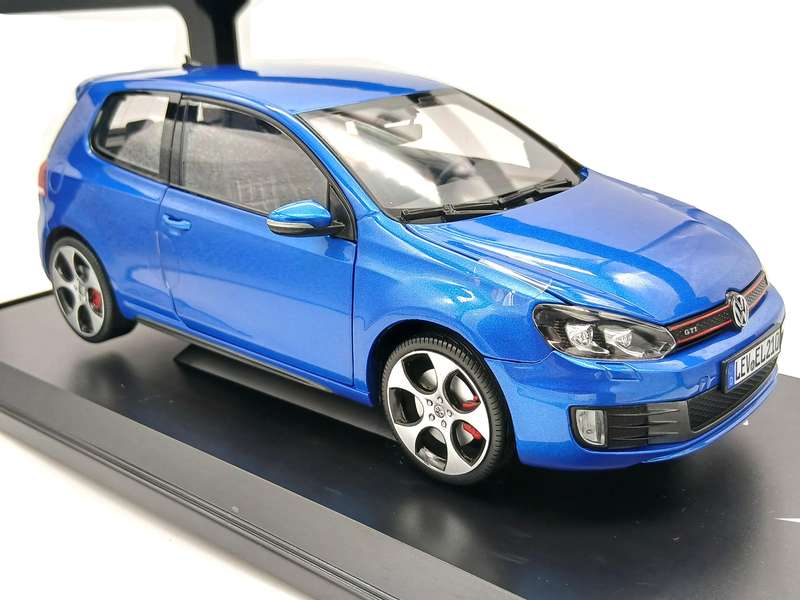 Norev Volkswagen VW Golf GTI Mk6 2009 1/18