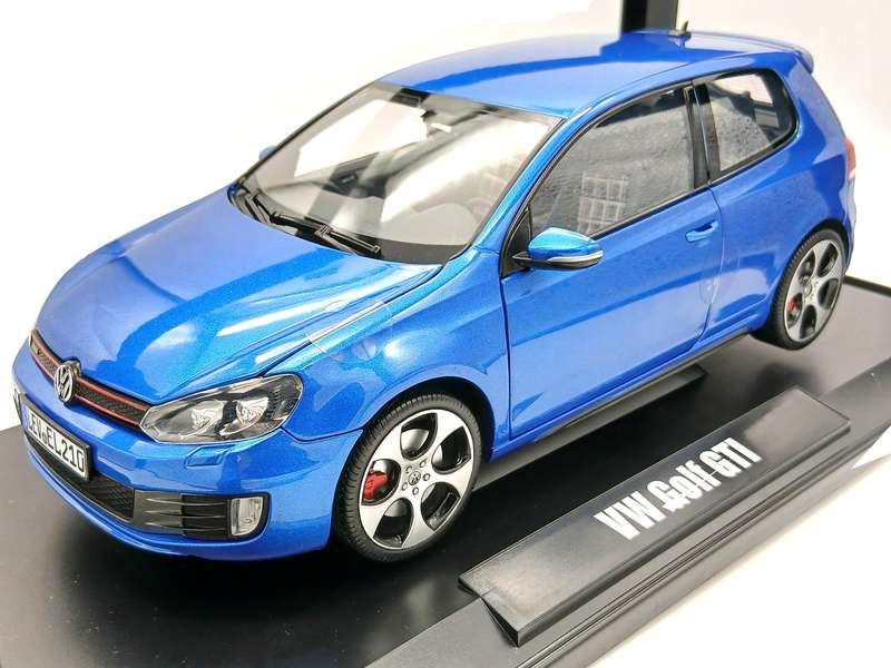 Norev Volkswagen VW Golf GTI Mk6 2009 1/18