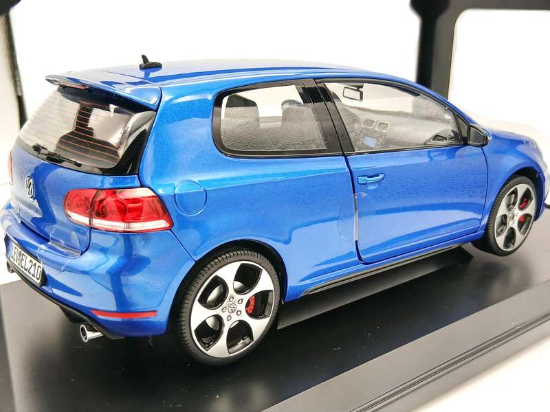Norev Volkswagen VW Golf GTI Mk6 2009 1/18
