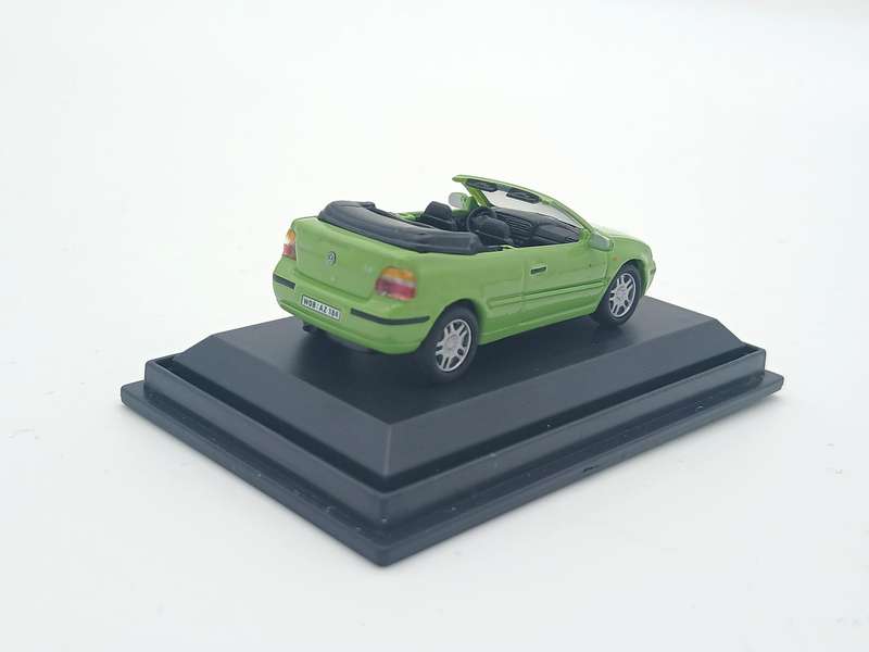 Hongwell Volkswagen VW Golf Cabriolet x 2