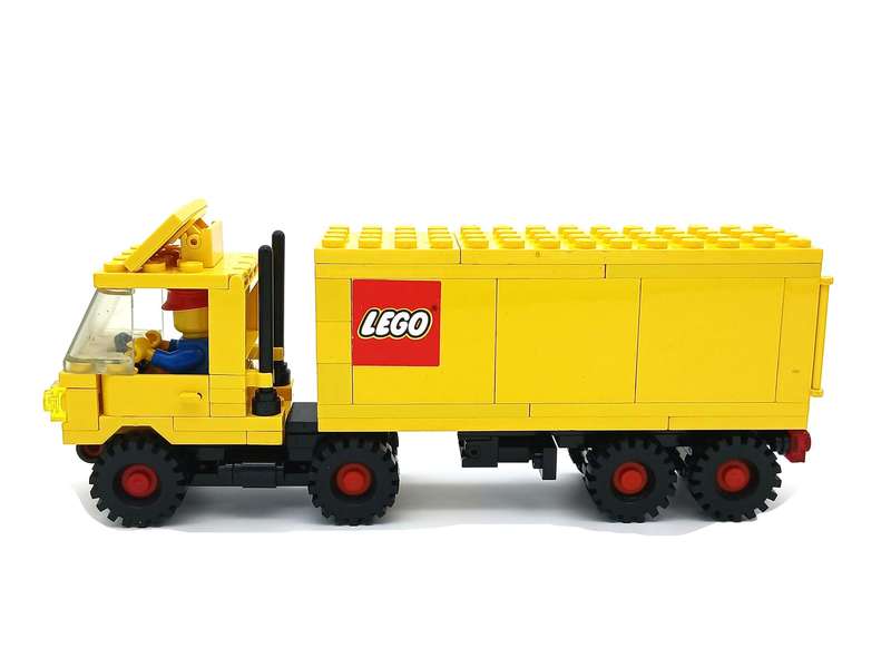 Vintage Lego Truck Tractor Trailer No.6692 (1982)